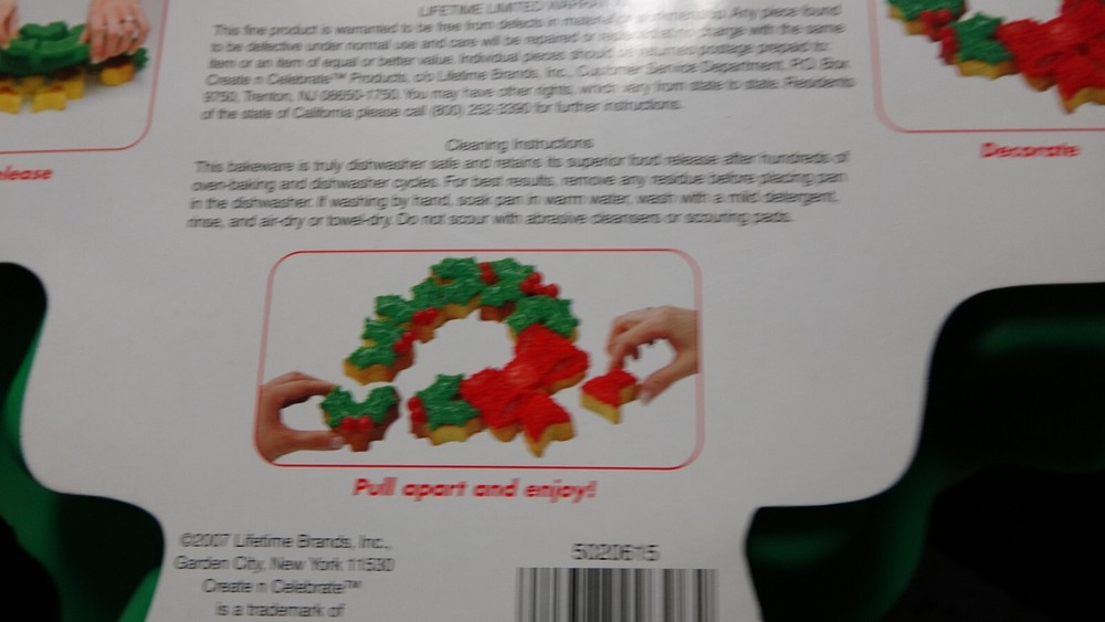 Create n Celebrate Pull a Part Christmas Mold Cupcakes