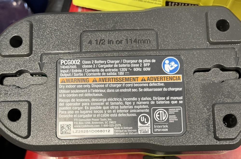 Ryobi 6 Piece Tool Set W/tool Bag & Sanding Items