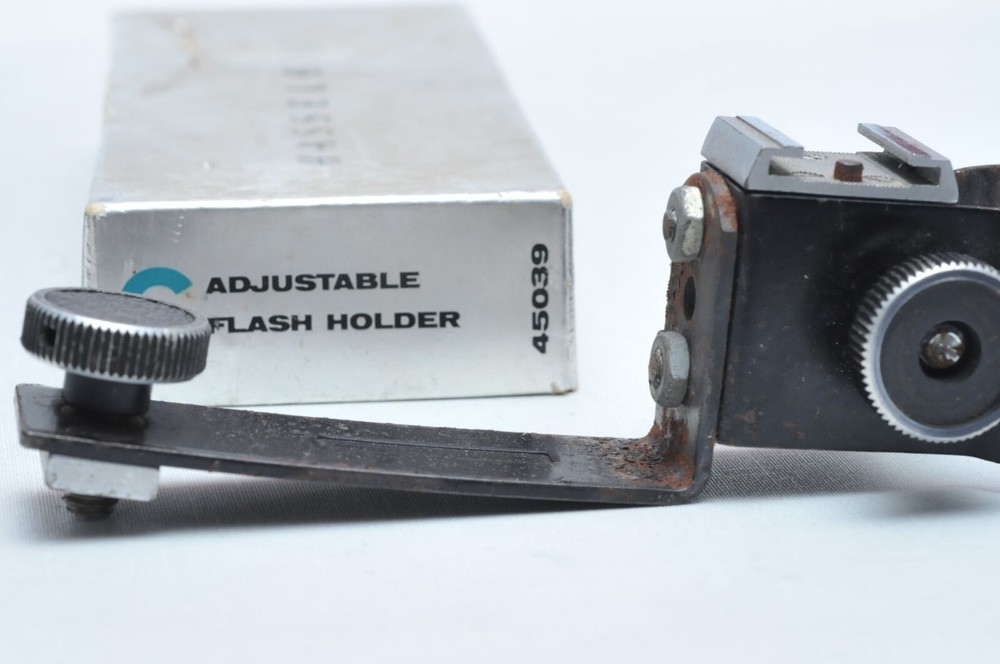 HASSELBLAD CAMERA 45039 ADJUSTABLE FLASH HOLDER