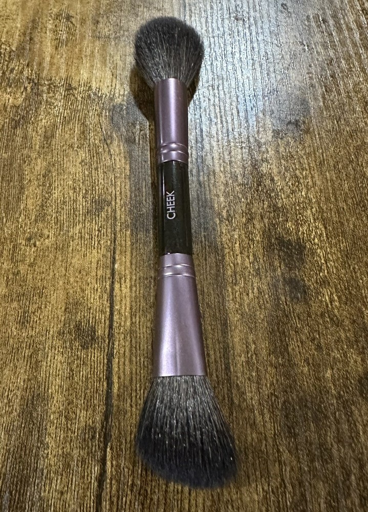 STUDIO 10~Double Ended CheekBrush ~ NWOB