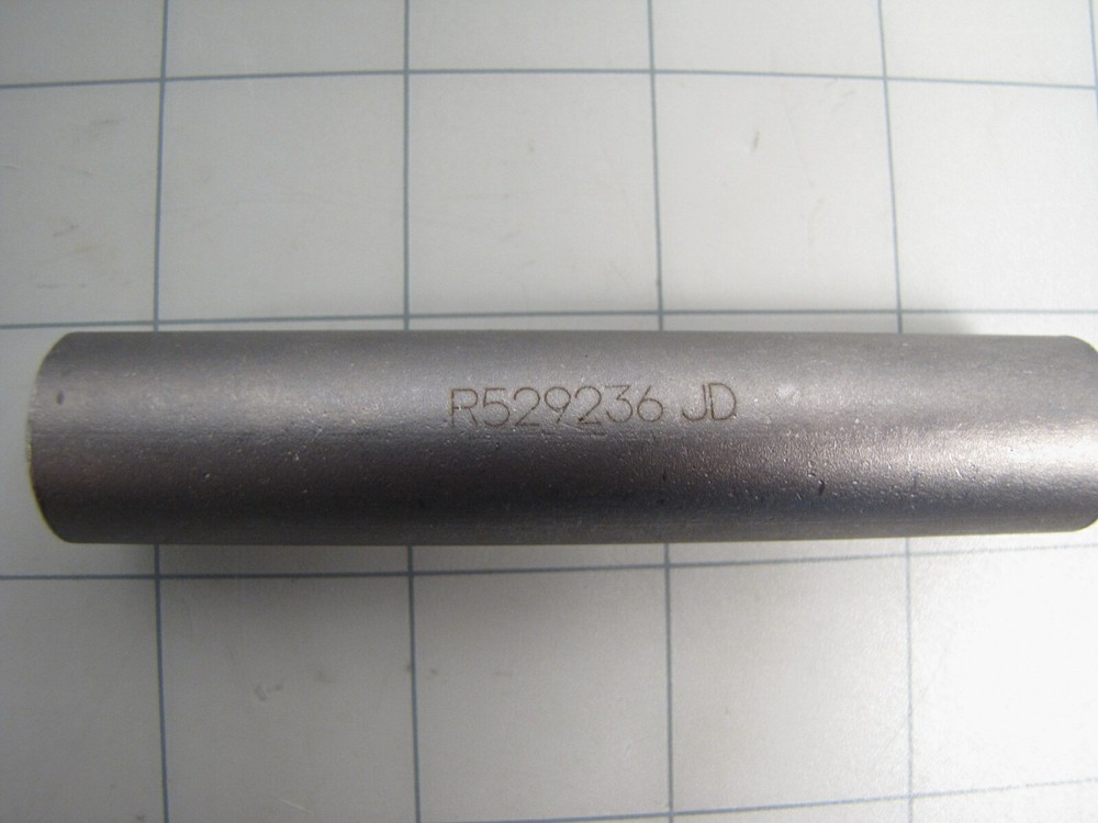 John Deere Spacer R529236 NEW
