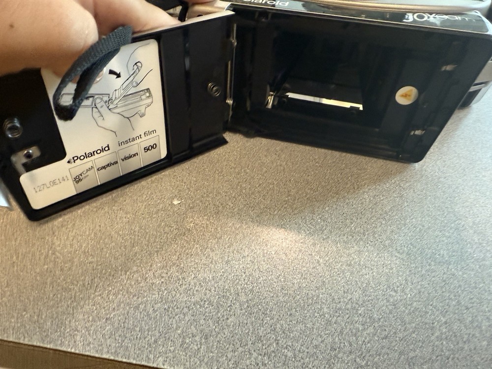 Small Camera Lot Mostly Broken