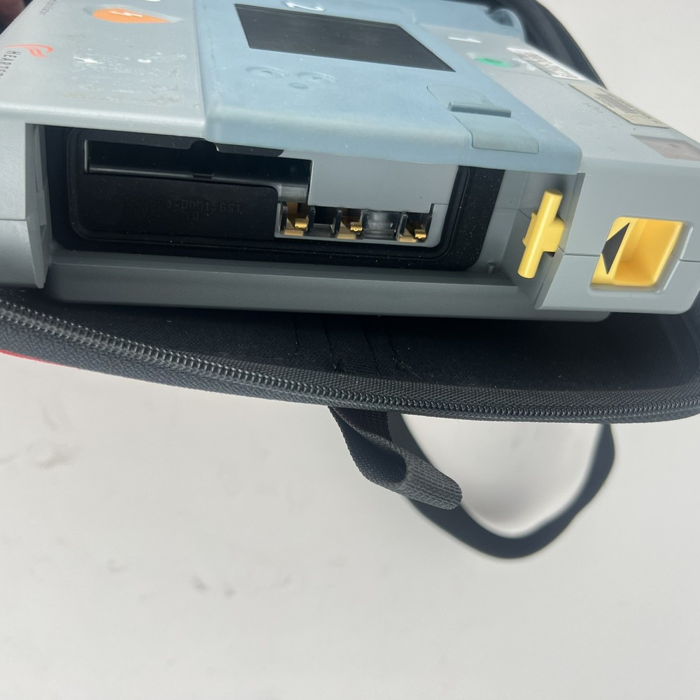 Philips HeartStream Forerunner Semi-Automatic Defibrillator No Battery or Pads