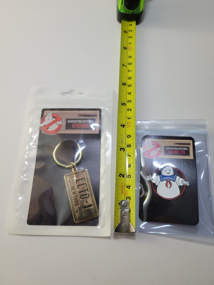 Ghostbusters Stay Puft Pin And Ecto-1 Keychain New