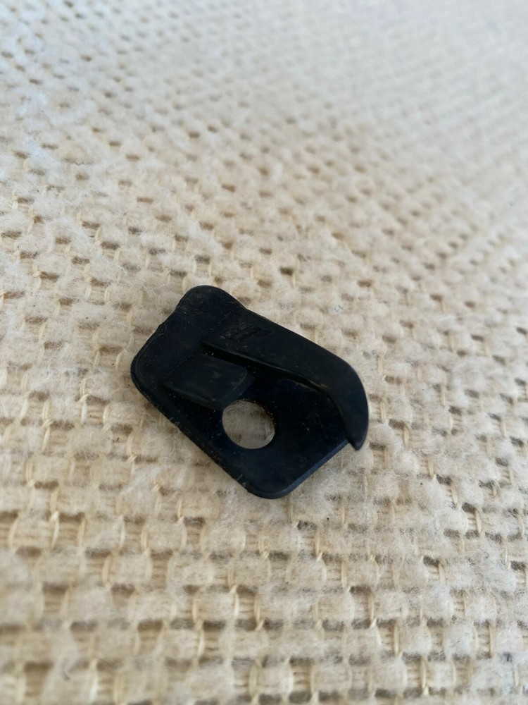 Jennings Plastic Flipper Rest