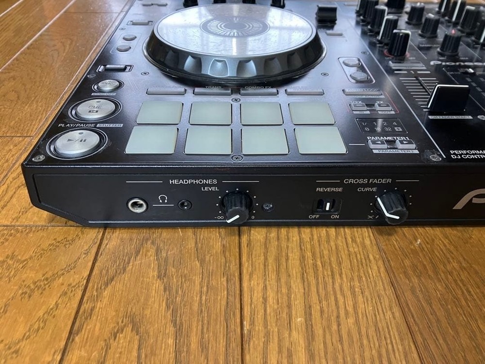 Pioneer DJ DDJ-SR Black 2-Channel Controller Good GP