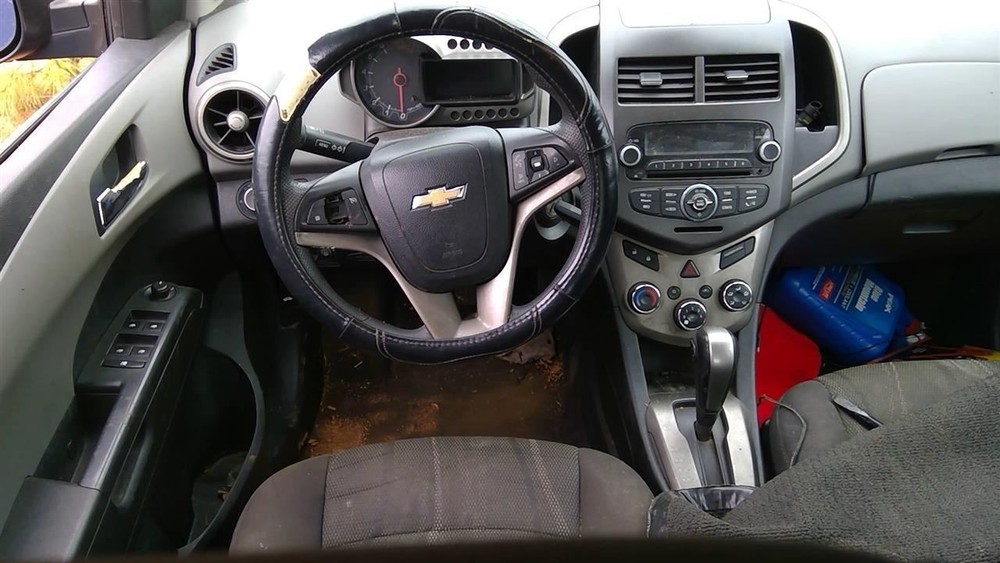 Driver Left Side View Mirror Power Fits 13-14 Chevy Sonic OEM