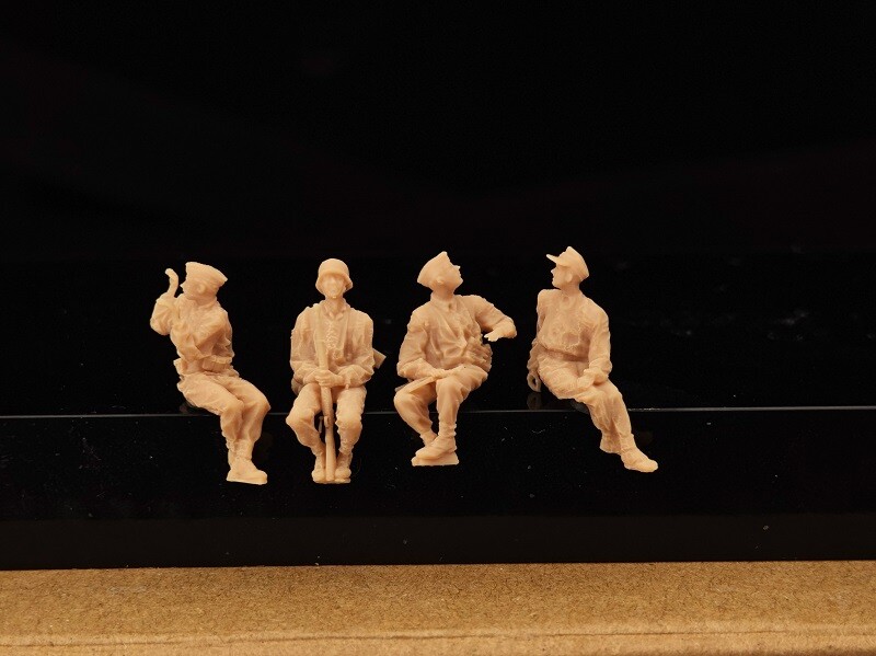 3D printed 1/72 WW II Germany "Spring Tank force Half-track Crew" 8 man model