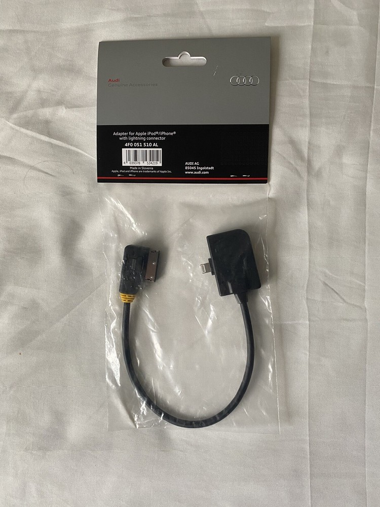 Apple® lightning cable - Audi 4F0-051-510-AL