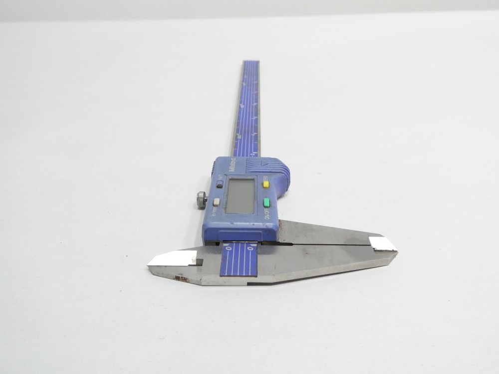 Mitutoyo SC-8"C Digital Caliper 0-8in