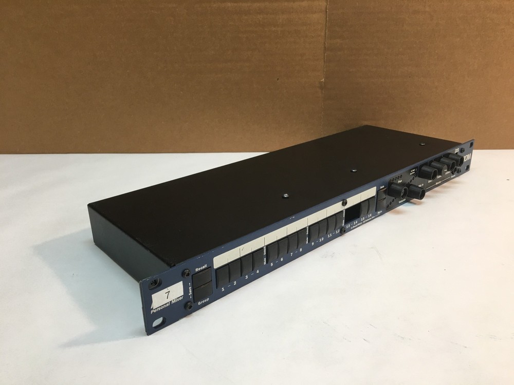 Rackmount Personal Mixer A-16R Aviom SN: 52782