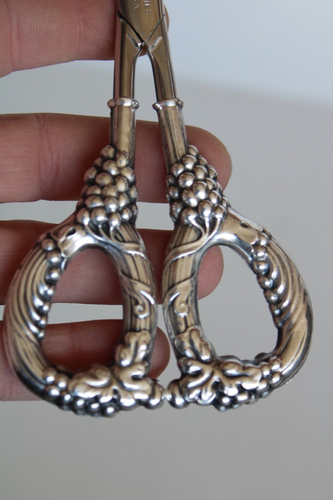 Antique Baltes Repousse Sterling Silver Grape Shears (Excellent)