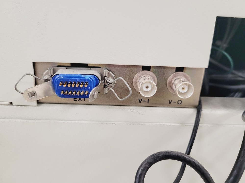 Hitachi S4000 Microscope (SEM) Scanning Electron Microscope Lab