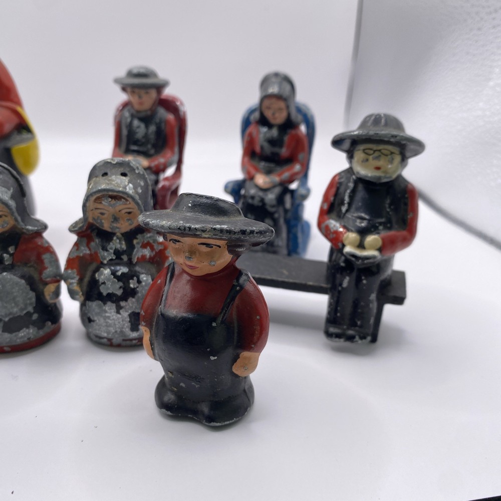 Cast Iron Vintage Amish Figures Lot