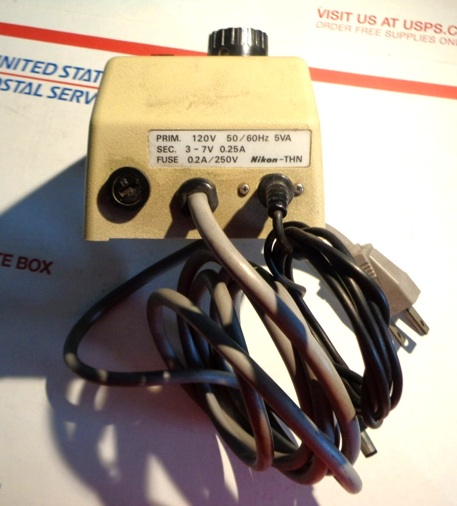 Vintage NIKON THN MICROSCOPE LIGHT SOURCE TRANSFORMER or Power Supply - works