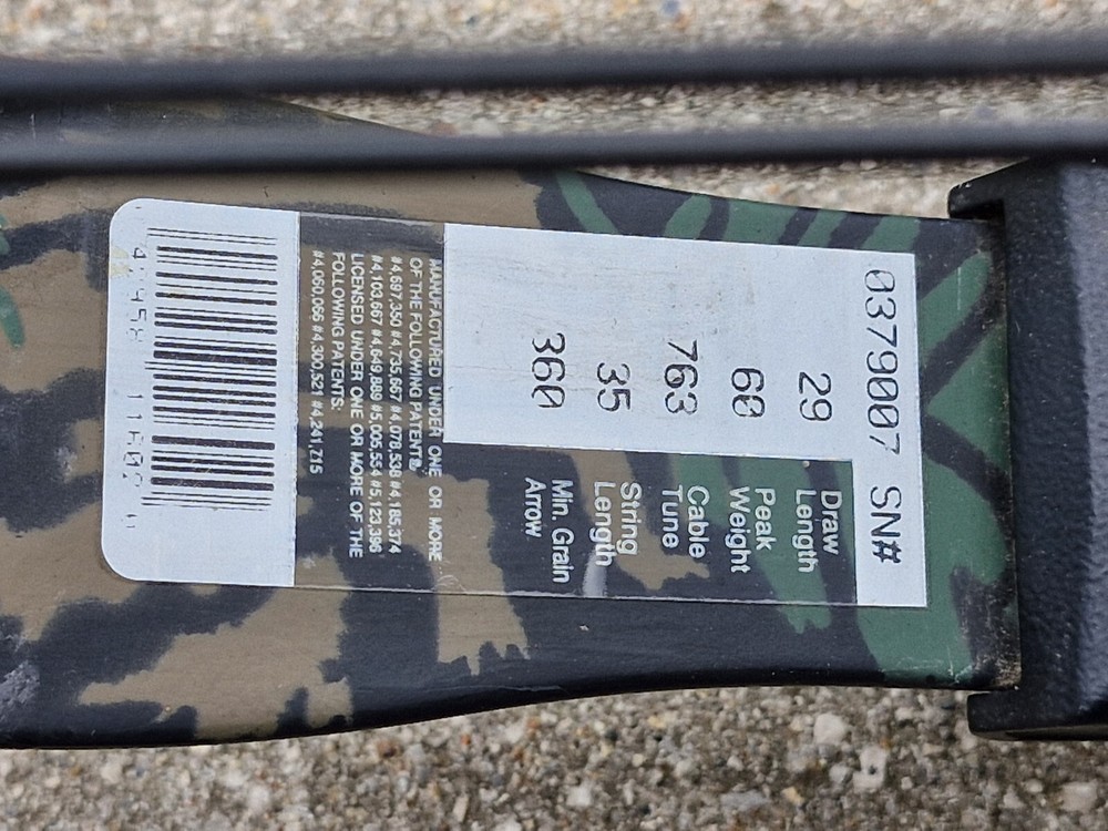 PSE Compound Bow Game Sport series Lightning-Flite 2