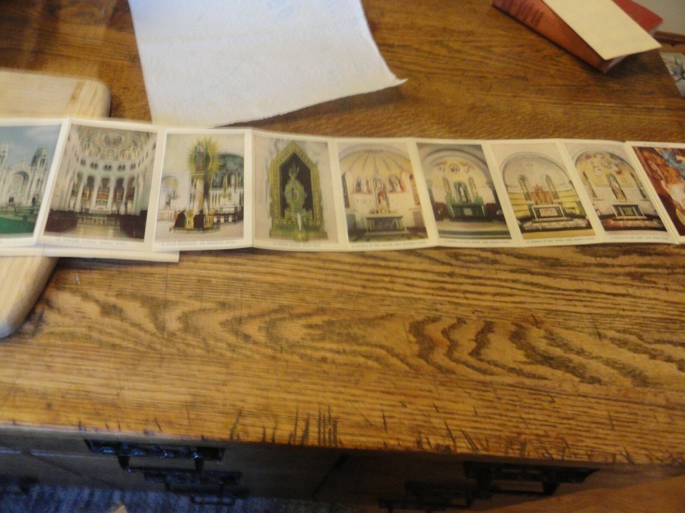 Old "Ste-Anne De BEAUPRE" Multi View Fold-Out Postcard