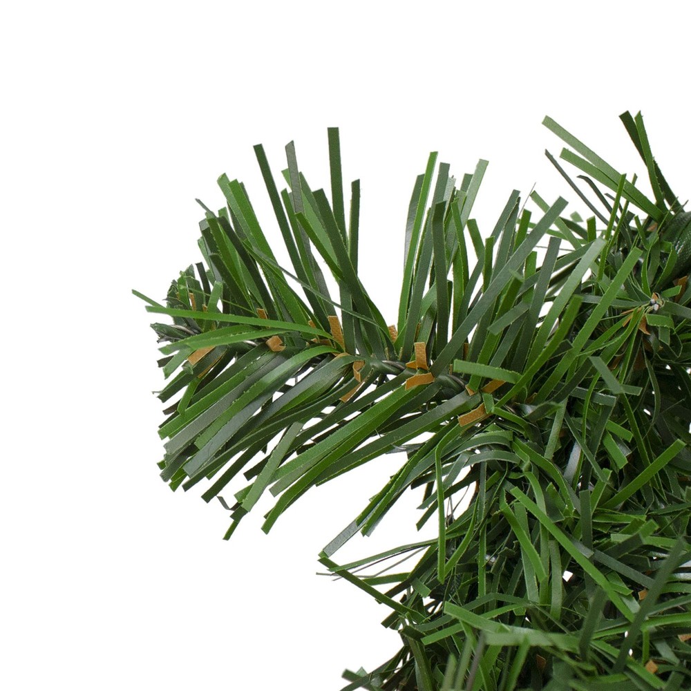 Deluxe Windsor Mini Pine Artificial Christmas Wreath - 6" - Unlit Green