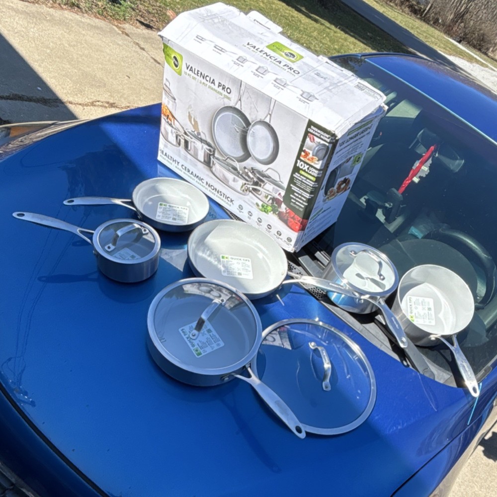 GreenPan Valencia Pro 10-Piece Ceramic Nonstick Pan Set with Lids READ!!