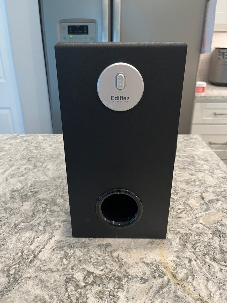 Edifier M3300 computer subwoofer - 6.5" magnetically shielded - read description