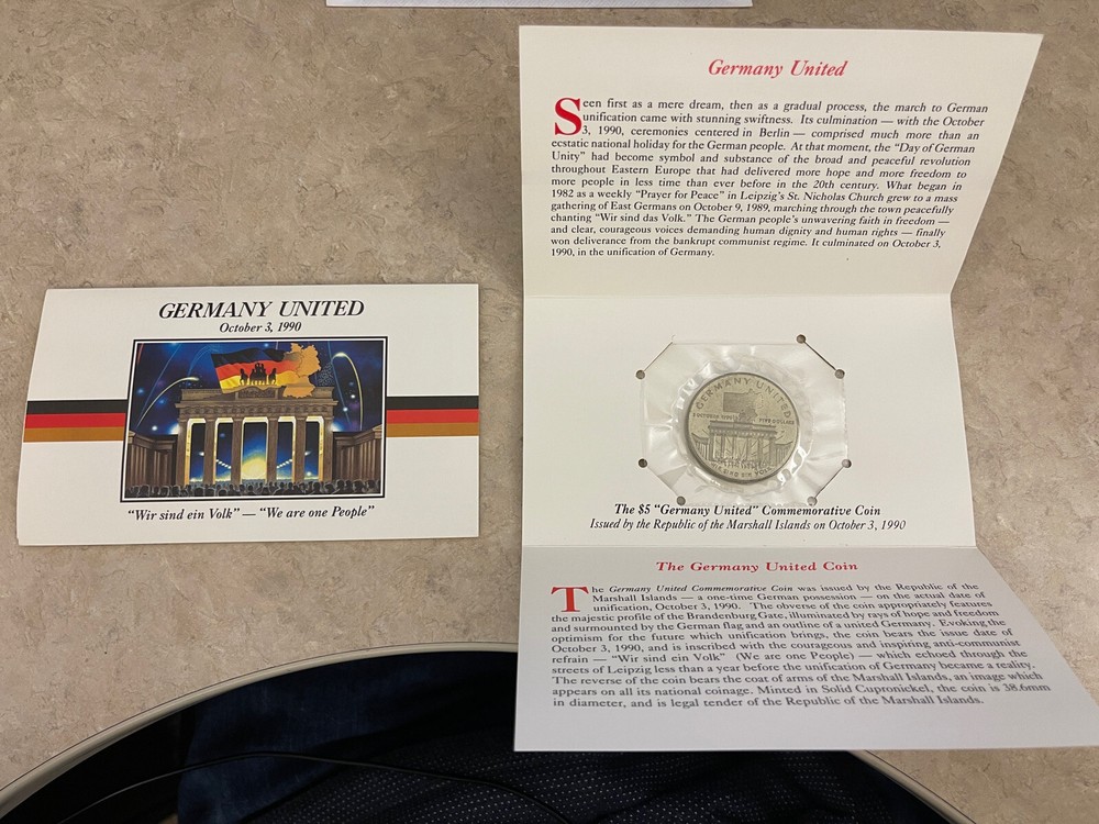 Germany United October 3 1990 $5 Commemorative Coin Folder Set Marshall Islands