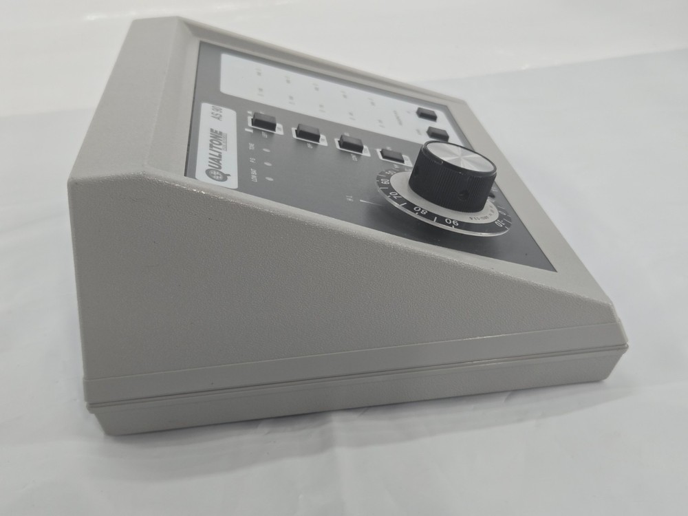 Qualitone Portable Audiometer Testing Equipment AS 90