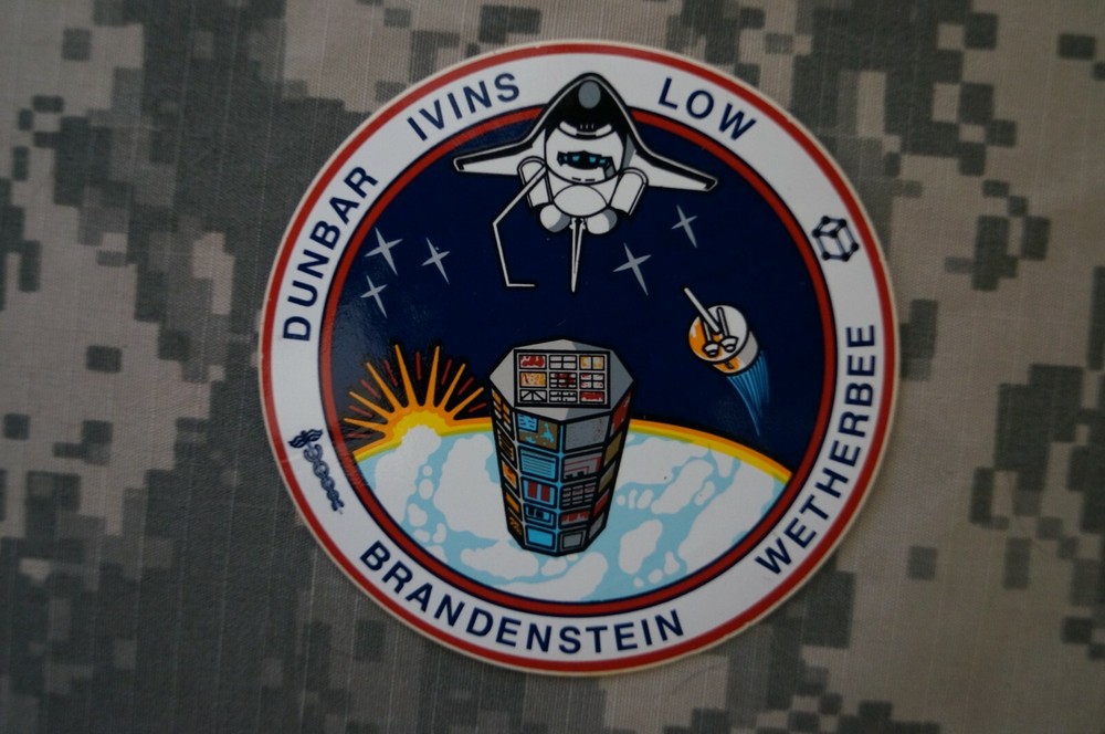 NASA STS-32 Mission Decal Space Program Shuttle Columbia LDEF Long Duration Expo
