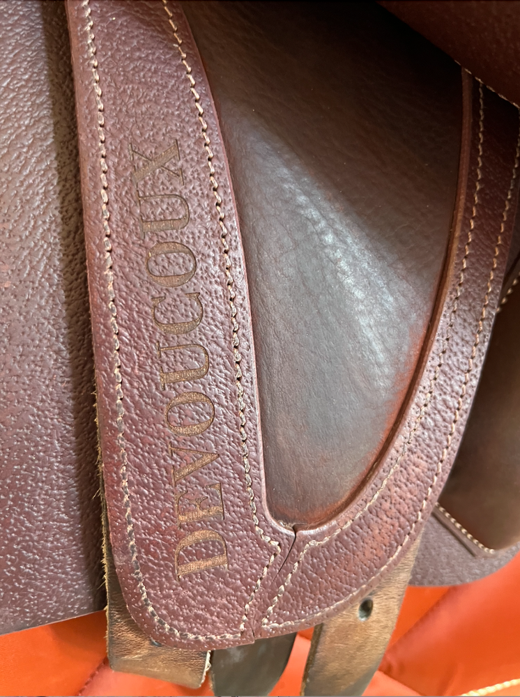 2022 17.5” 2A Devoucoux Biarritz Lab Jump Saddle *Full Buffalo Leather PRO PANEL