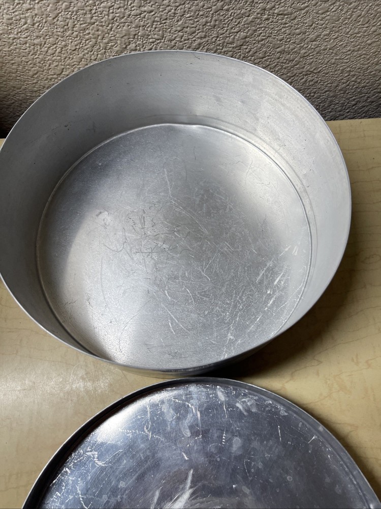Hand Designed 10.75” Round Silver Colored Aluminum Box W/ Nice Lid