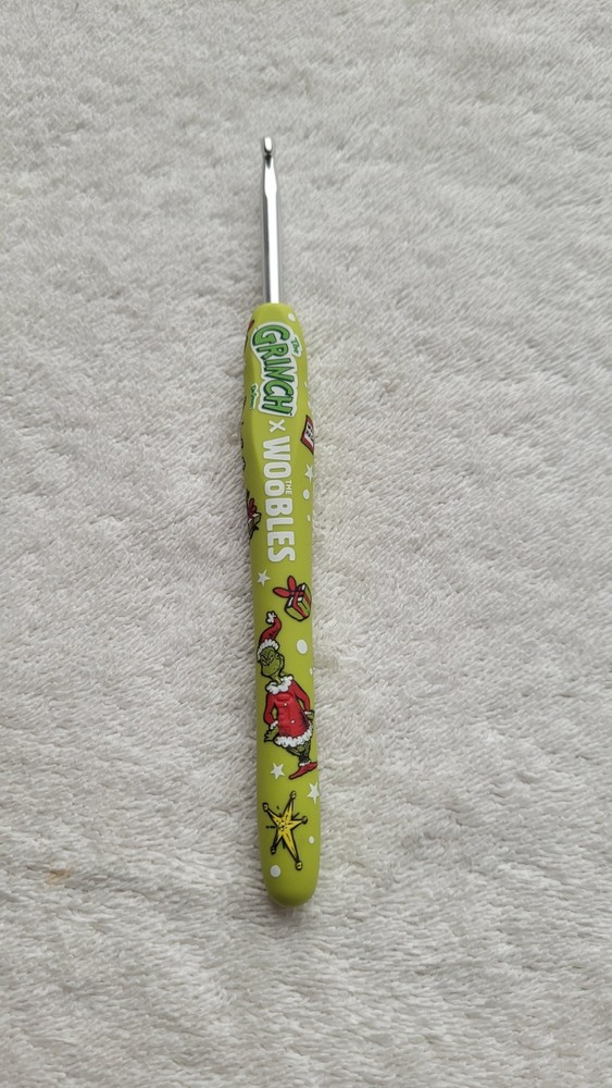 Preowned Grinch Wooble Ergonomic Crochet Hook