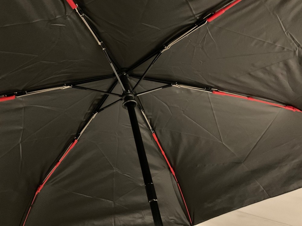 NEW TUMI 36.0” Medium LOGO Auto Automatic Open Close Umbrella - BLACK