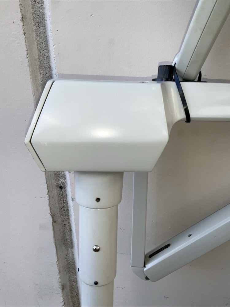 Pelton & Crane Ceiling Mounted Dental Exam Light