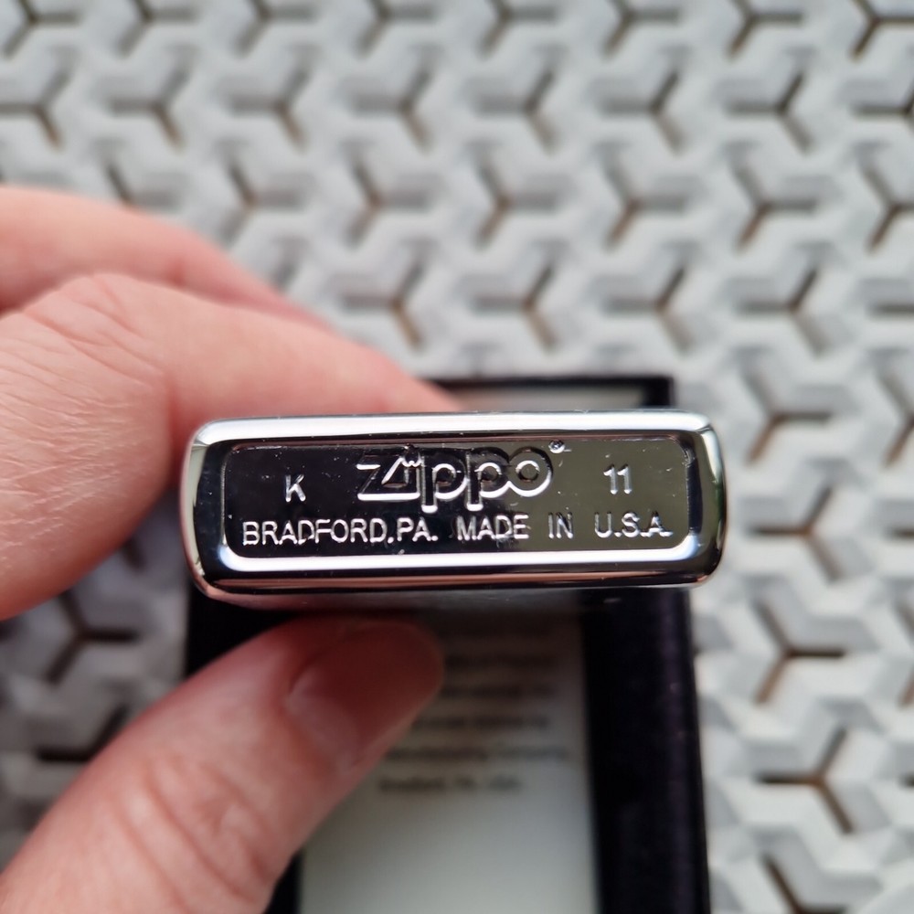 28261 Zippo Playboy Bunny Blue