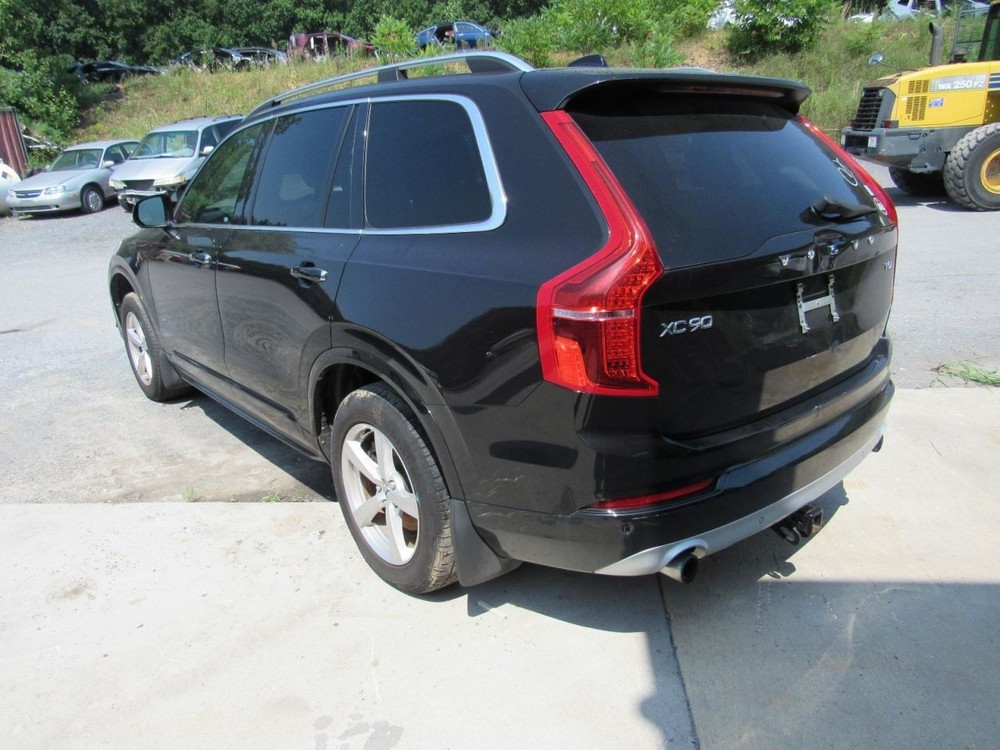 XC90 2018 Glove Box 1066728
