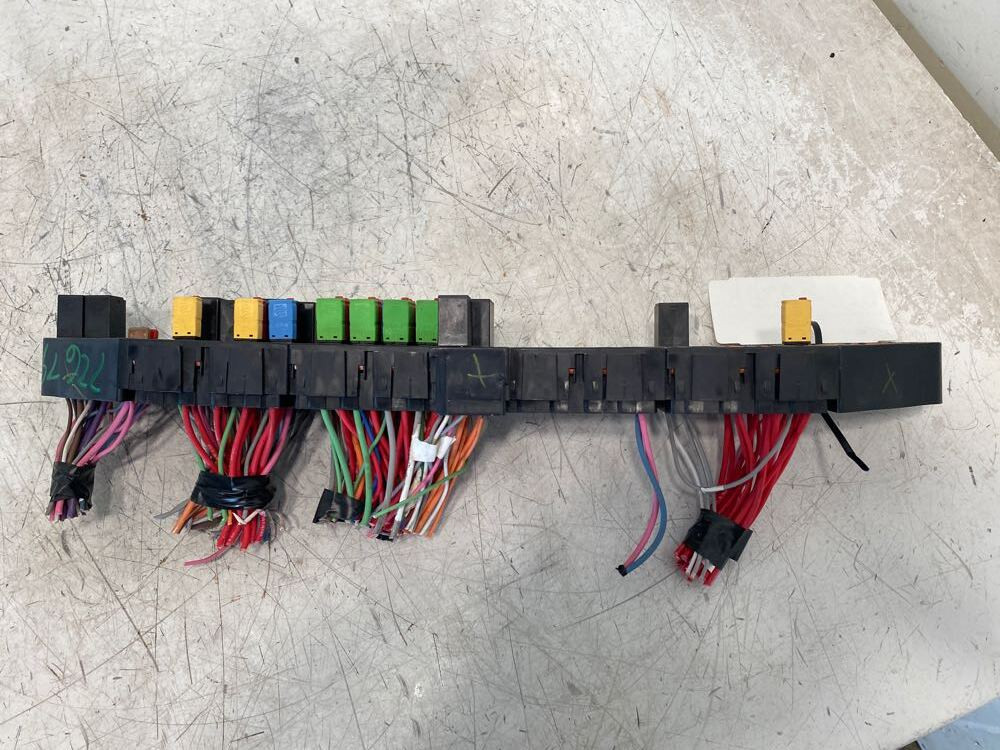 2016 International Prostar Fuse Panel (628-10308)