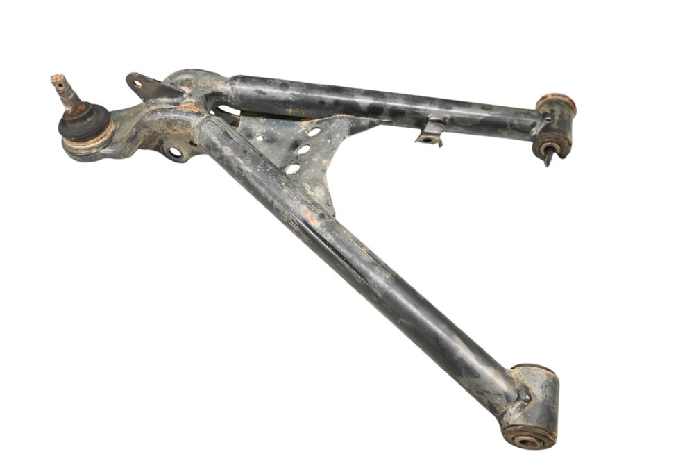 17 Yamaha Wolverine 700 EPS Hunter Front Upper Right A-Arm YXE700