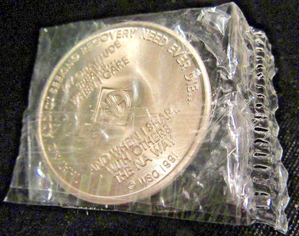Narcotics Anonymous Medallion 18 Year WSO 1991 NA Token Chip Sober
