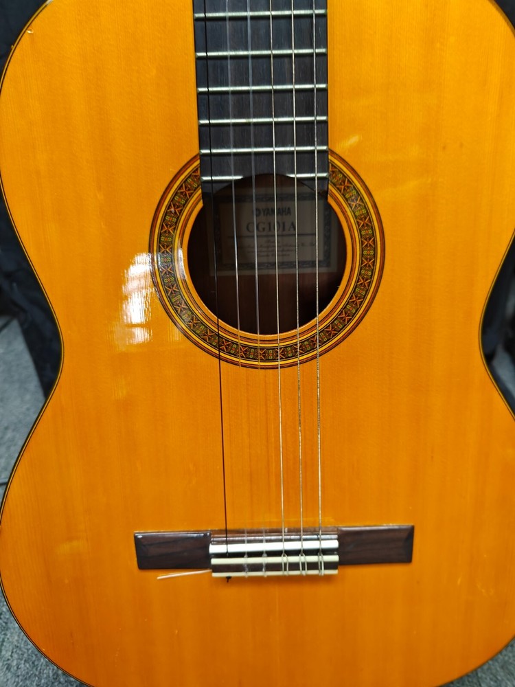 Yamaha CG101A Classical Guitar (Left-Handed)