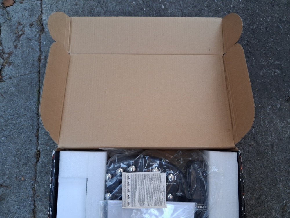 Line6 Floor Pod Plus Multi-Effect Guitar Processor New In The 📦