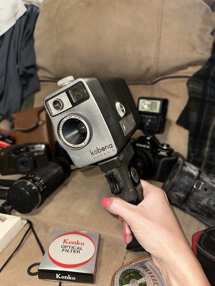 Assortment Of Vintage Cameras