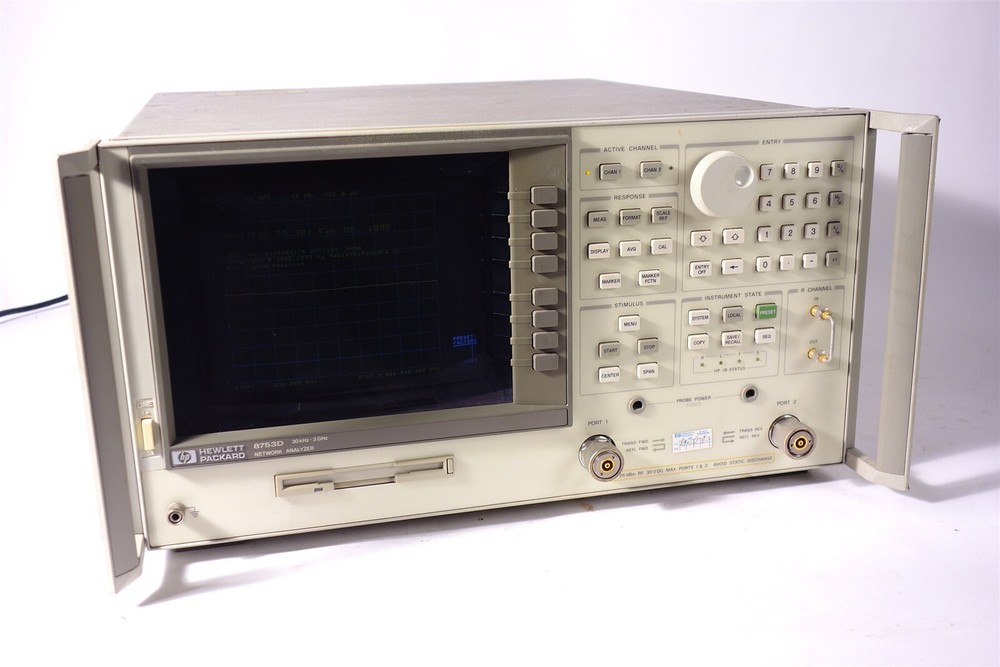 HP / Agilent 8753D Network Analyzer 30kHz - 6GHz Excellent