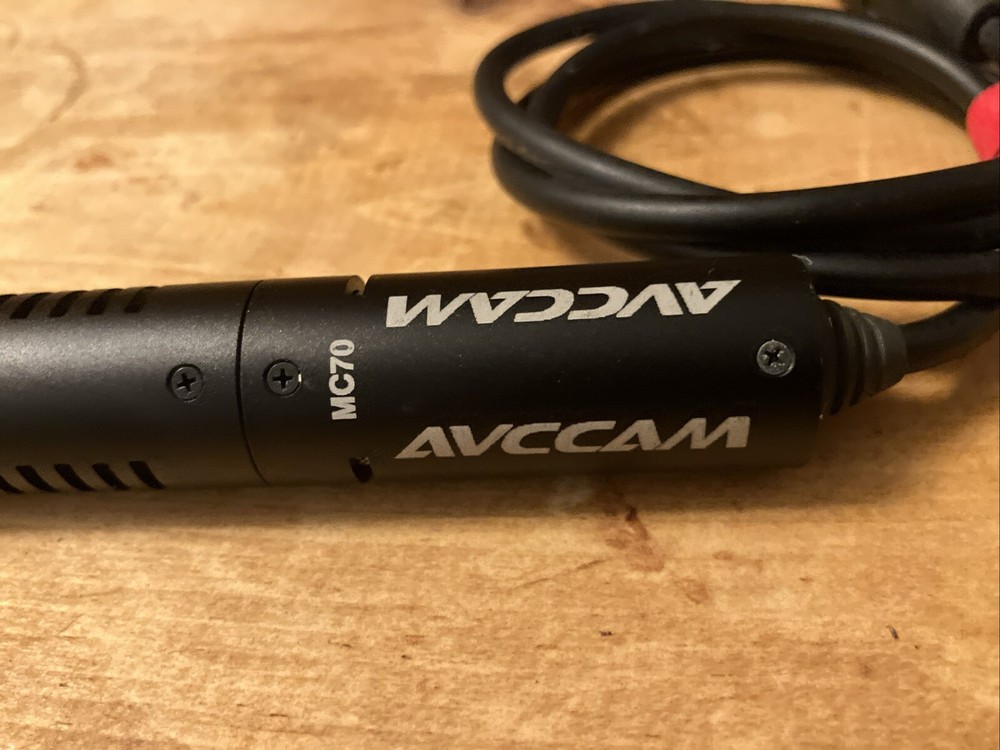 AVCCAM MC70 Phantom Powered Shotgun Microphone For Panasonic Good Working Cond.