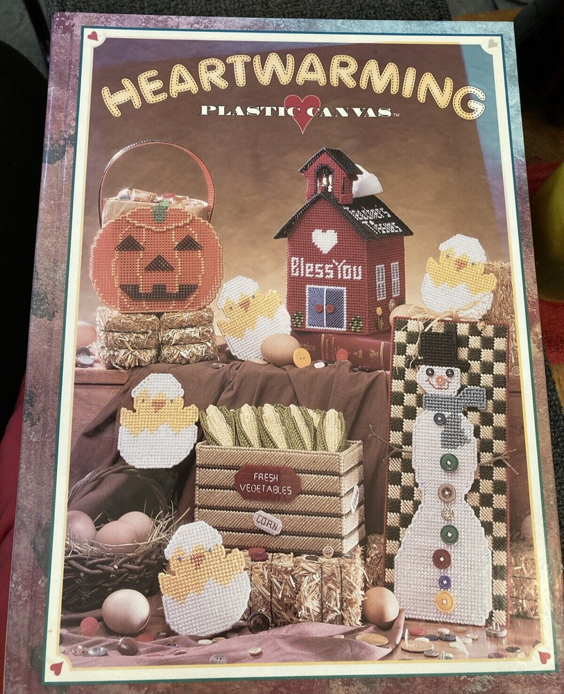 Vtg Rare Heartwarming Plastic Canvas pattern book 1996