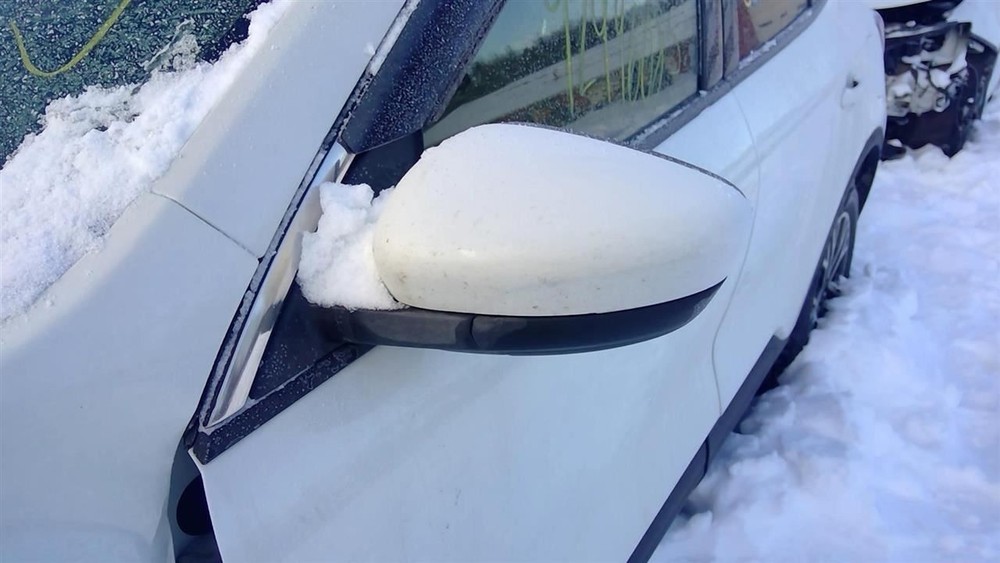 ESCAPE 2020 Glove Box 2092305