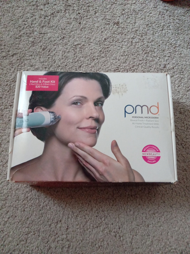 PMD Personal Microderm Microdermabrasion Machine with Kit