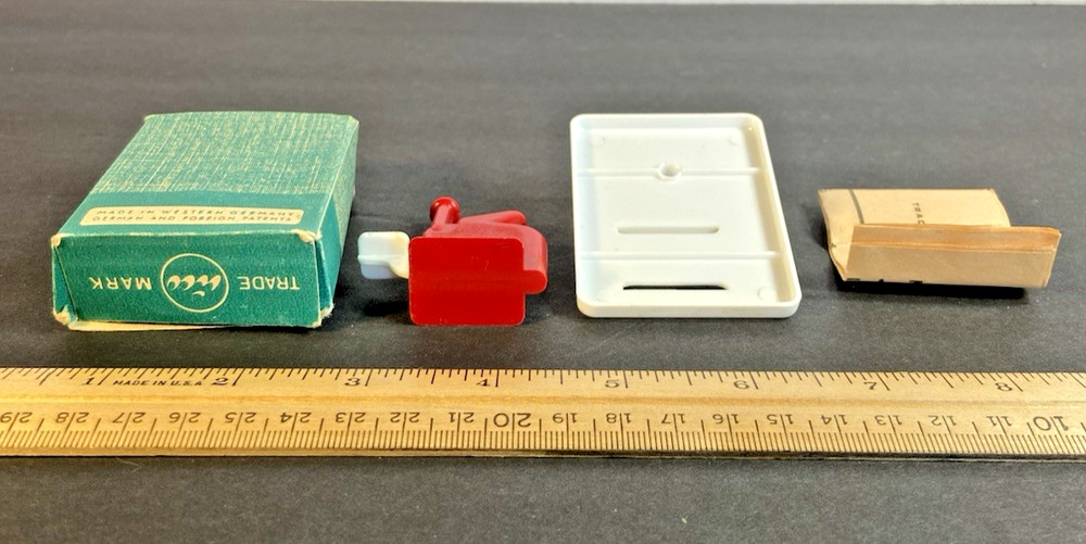 Hexe Automatic Needle Threader W/ Box & Instructions, Vintage