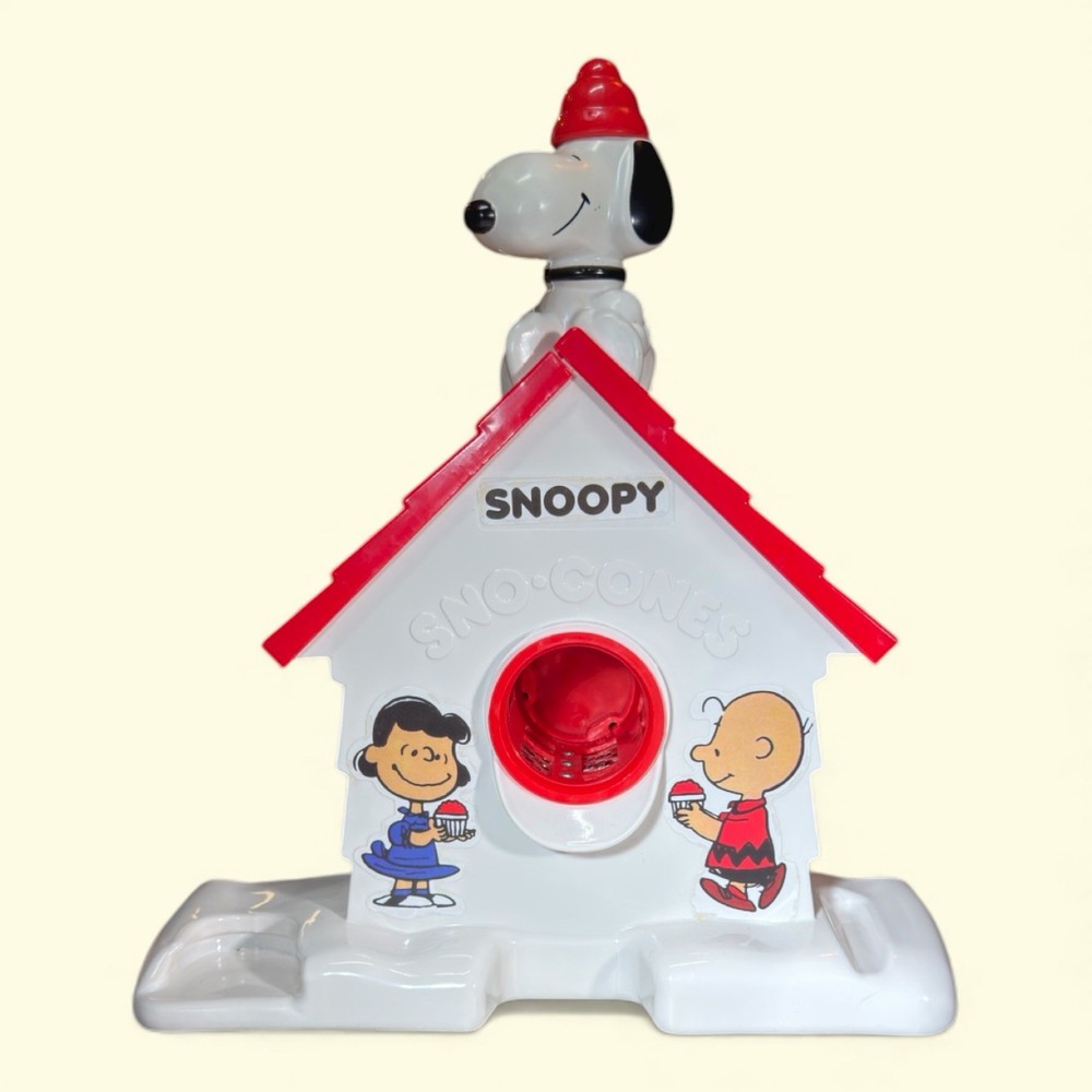 The Original Snoopy Sno-Cone Machine Snow Cone Peanuts - Missing Pieces