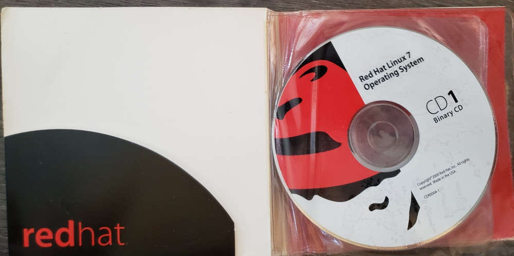 Vintage REDHAT - Linux 7 Operating System (2000) CD Installation