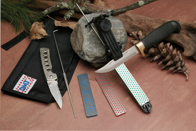 DMT The Aligner Deluxe Kit Includes interchangeable stone holder and knife clamp