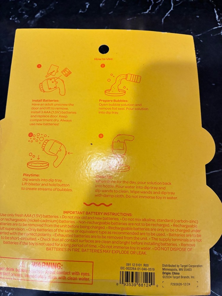 Sun Squad Lightning Bubble Blaster w/ 4oz Bubble Solution – Battery Powered Toy